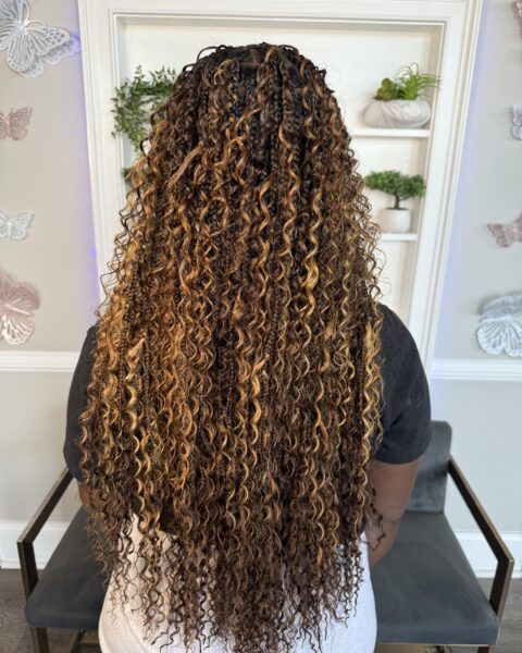 Mix Color 33 & 27 Boho Braids – boho braids in a dark brown and blonde blend with curly ends, Afro Luxe Braiding Bar, Laurel MD